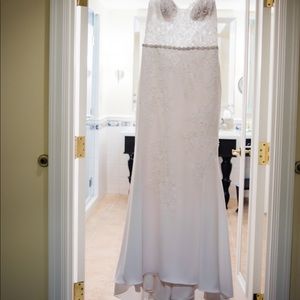 Karter Enzoani wedding dress
